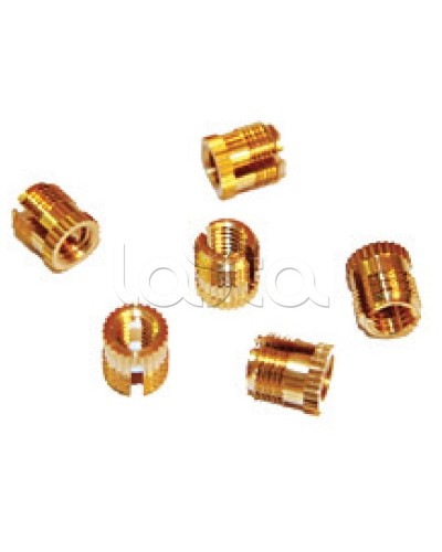 Втулка забивная с внутренней резьбой M6 (10 шт/уп) DKC 501007 в Стерлитамаке Крепеж: Дюбели, шурупы, саморезы Pintop.ru