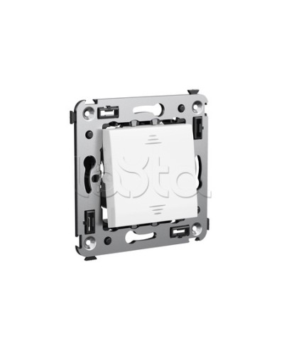 Инвертор одноклавишный в стену, Avanti, Белое облако DKC 4400123 в Стерлитамаке Аксессуары для стоек и шкафов Pintop.ru