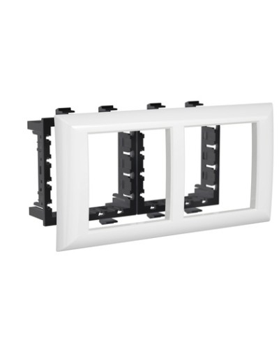 Рамка-суппорт Avanti белый для In-liner Front, 4 мод. DKC 4400914 в Стерлитамаке Аксессуары для лотков Pintop.ru