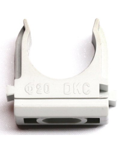 Держатель с защелкой, д.50 мм DKC 51050 в Стерлитамаке Держатели, клипсы, скобы Pintop.ru
