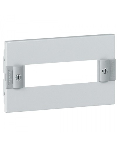 Панель лицевая Legrand 020307 в Стерлитамаке Аксессуары для стоек и шкафов Pintop.ru