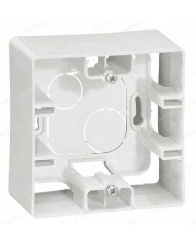 Коробка для накладного монтажа 1 пост (белая) Legrand 672510 в Стерлитамаке Аксессуары для кабель-канала Pintop.ru