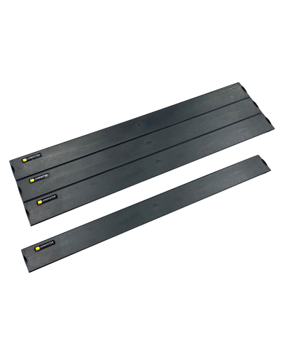 19 пластиковая фальш-панель 4U, разделяемая, быстросъемная, черная LANMASTER LAN-CB-FPP-4U в Стерлитамаке Аксессуары для стоек и шкафов Pintop.ru